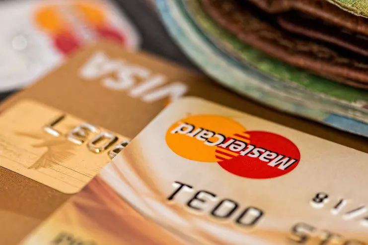 Things You Should Never Carry In Your Wallet &Raquo; Picture2 1