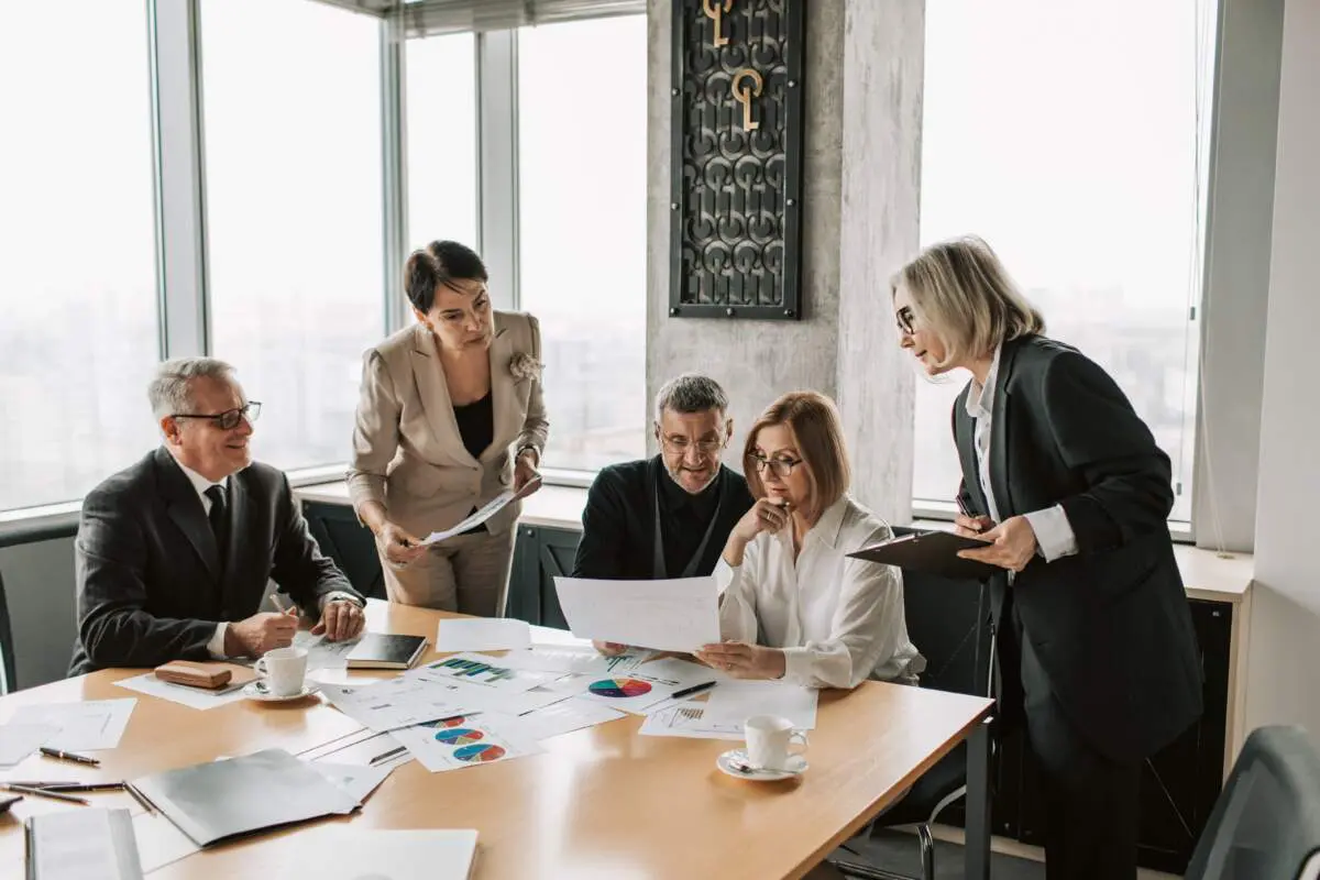 5 Reasons To Go To Corporate Decision-Makers Other Than Head Of Human Relations 5 Reasons To Go To Corporate Decision-Makers Other Than Head Of Human Relations