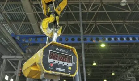 How Crane Scales Can Improve Warehouse Operations &Raquo; Breakfastleadership 266338 Digital Crane Scale Image1