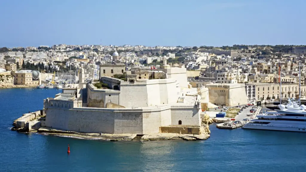 16 Amazing Things To Do In Malta For Your Visit 23 Fort St. Angelo