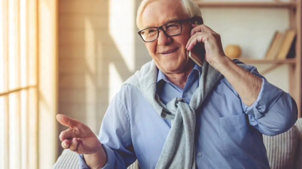 15 Reasons Why Companies Are Not Hiring People Over 50 3 Old Man Talking In Mobile