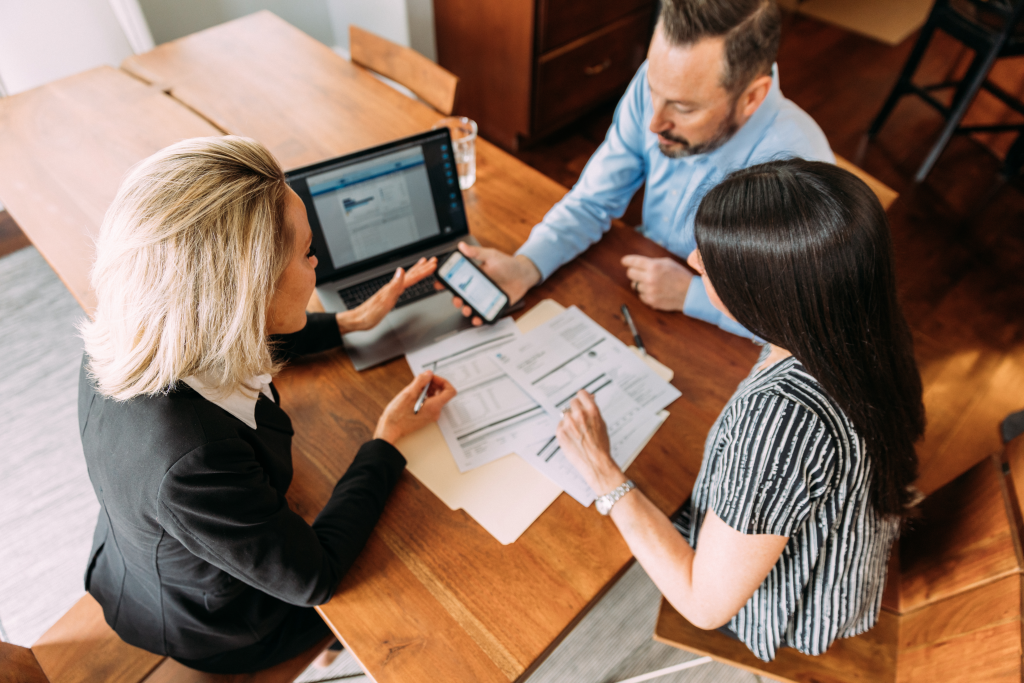 Couple Is Family Estate Planning With A Financial Advisor