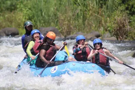 Linda Ballou Shares Part One Of Her Costa Rican Odyssey: From The Lush Rain Forests To The Shining Sea &Raquo; Rafting Sarapique River Linda Laura Patricia And Pelar 600X400 1