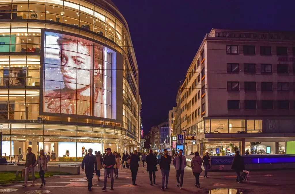 Why Finding The Best Working Premises Serves Business Well &Raquo; Retail Environment 1024X676 1