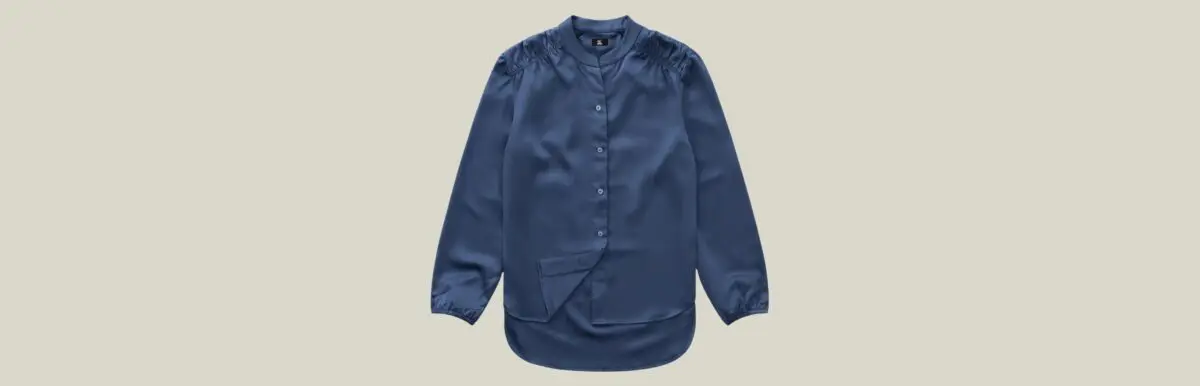 12 Useful And Stylish Gifts For Parkinson’s Patients 2 12 Useful And Stylish Gifts For Parkinson’s Patients &Raquo; 2. Adaptive Tops For Ease And Comfort Scaled