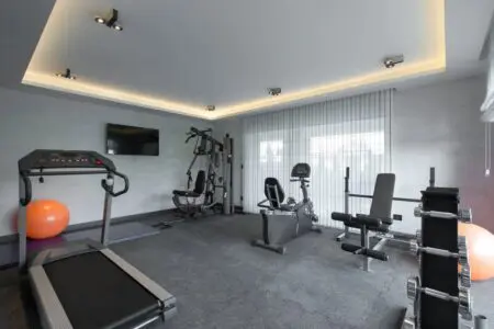 Stay Fit On The Go: Healthy Travel Tips For Hotel Living &Raquo; Blob 5B3E92E