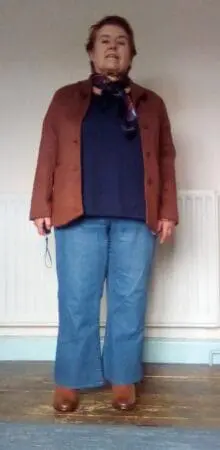 How To Style Longer Length Shirts Without Tucking: 10+ Ways To Avoid The “Frump Line” &Raquo; Img 20251013 125039