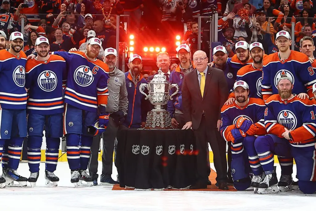 Choosing We Over Me: Connor Mcdavid’s Leadership Lesson 3 Choosing We Over Me: Connor Mcdavid’s Leadership Lesson &Raquo; Image 2 1024X683 1