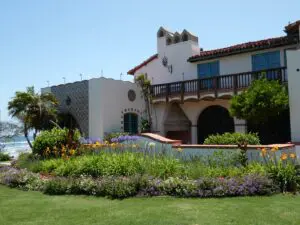 In A Malibu State Of Mind, Linda Ballou Shares The Amazing Tale Of May Rindge, The “Queen Of Malibu,” &Amp; Other Reasons Why You Should Visit &Raquo; Adamson House Garden Linda Ballou 300X225 1
