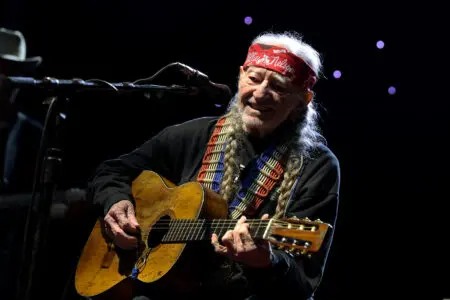 The 10 Best Over 80-Year-Old Musicians Still Performing &Raquo; Willie Nelson Luck Streaming