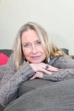 Fabulous After Fifty! Episode 178 – Julie Kennedy- Why Pausing Is The Most Powerful Thing You’re Not Doing &Raquo; Dsc 4010 2 Scaled 1