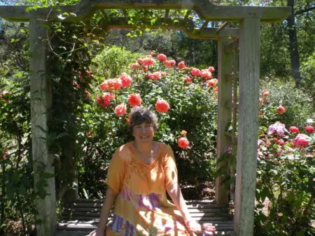 Linda Ballou Shares Her Five Favorite Southern California Botanical Gardens &Raquo; Rose Garden Descanso
