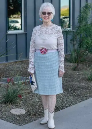What To Wear With A Crochet Tops For Spring: 3 Stylish Ways To Wear Them Now &Raquo; Charlotte Crochet Tops Jtouchofstyle