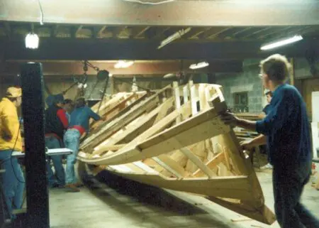 Building a Wooden Draketail Workboat: Kids & Craftsmen Create Magic Together