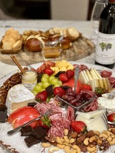 Fun Ways To Make Charcuterie Boards &Raquo; File 25