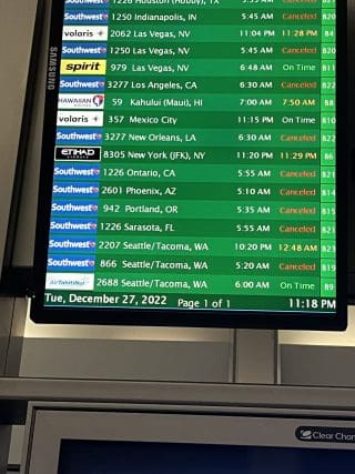 Readerboard Sacramento Airport 12-27-22 Img_1753