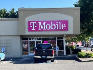 T-Mobile Store Lacey IMG_0538