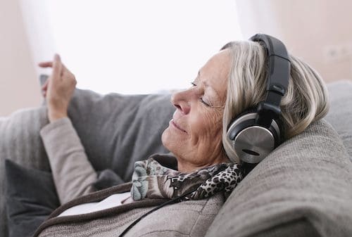 Coming Alive With Music And Communicating Effectively For People With Dementia &Raquo; Germany Wakendorf Senior Woman Listening Music 2022 12 16 22 02 30 Utc