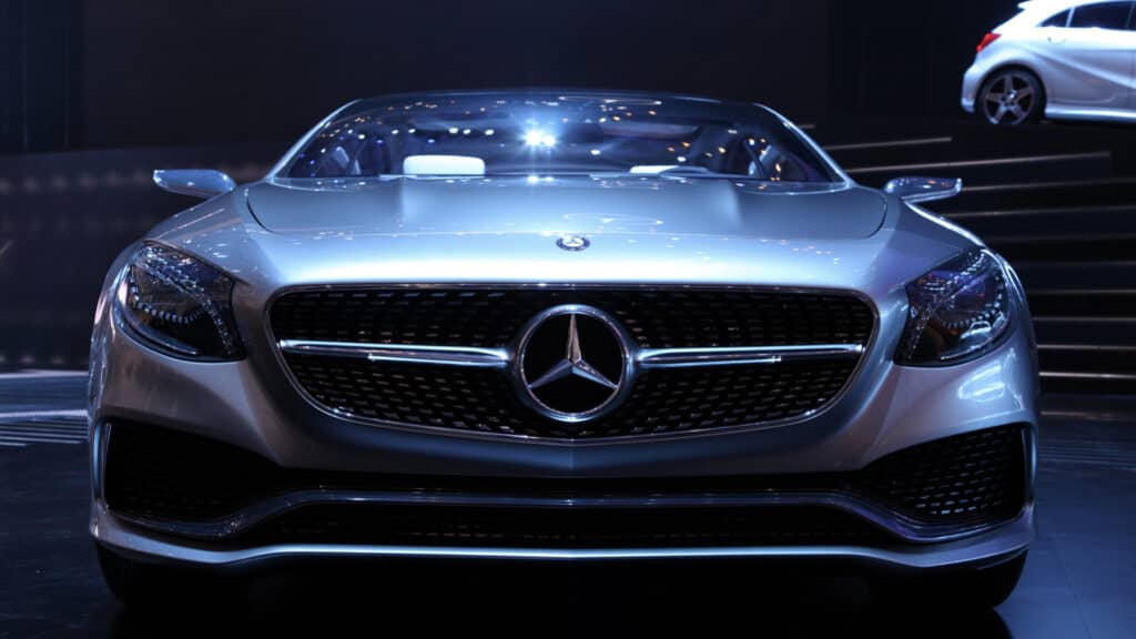 13 Things We Shell Out Big Bucks For, Without Hesitation &Raquo; Mercedes Benz.001 1024X576 1