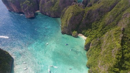 10 Destinations That Will Blow Your Mind And Make You Travel The World &Raquo; Phi Phi Islands.001 1024X576 1