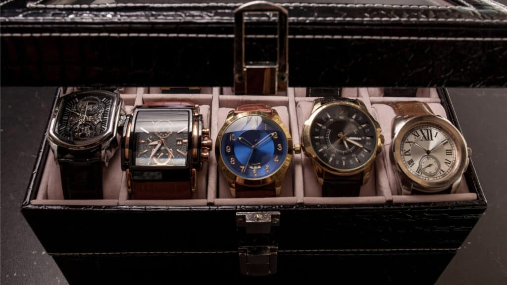 The 10 Things Rich People Never Waste Their Money On – And You Shouldn’t Either! &Raquo; Watches.001 1024X576 1