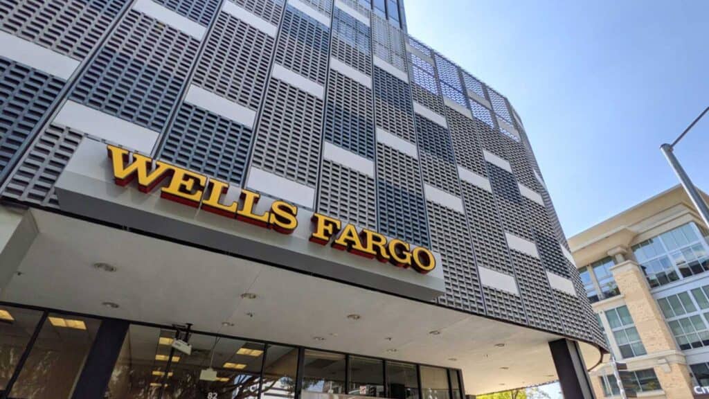 Pasadena, California - March 13, 2021: The Wells Fargo Bank On South Lake Avenue