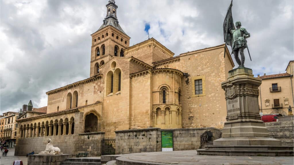 Plaza De Medina Del Campo