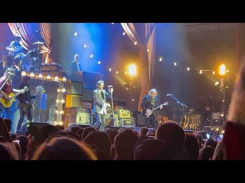 The Black Crowes - Twice As Hard (Clip) (Boston, Ma 4/28/24) &Raquo; Hqdefault 31