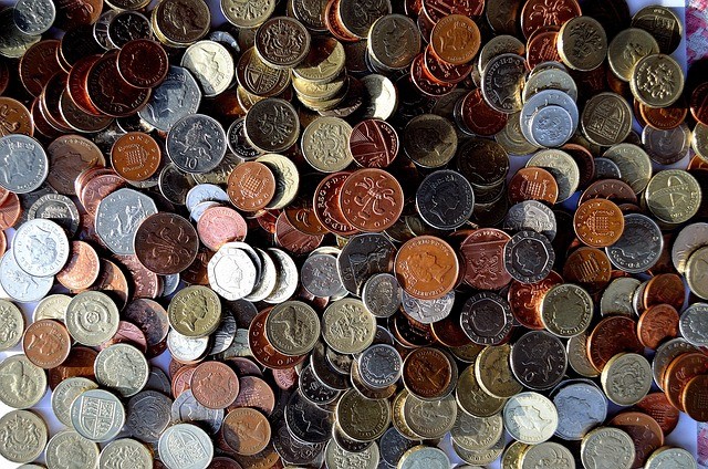 Creating Multiple Revenue Streams: How Top Sales Leaders Diversify Their Income &Raquo; Public Domain Coins Background 22069 640