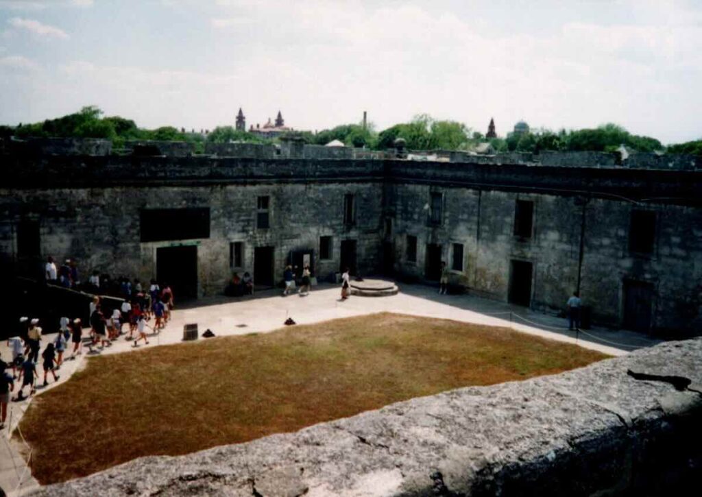 Taking A Step Back In Time: Visiting Two Historic Forts &Raquo; Fastfoto 0016 B