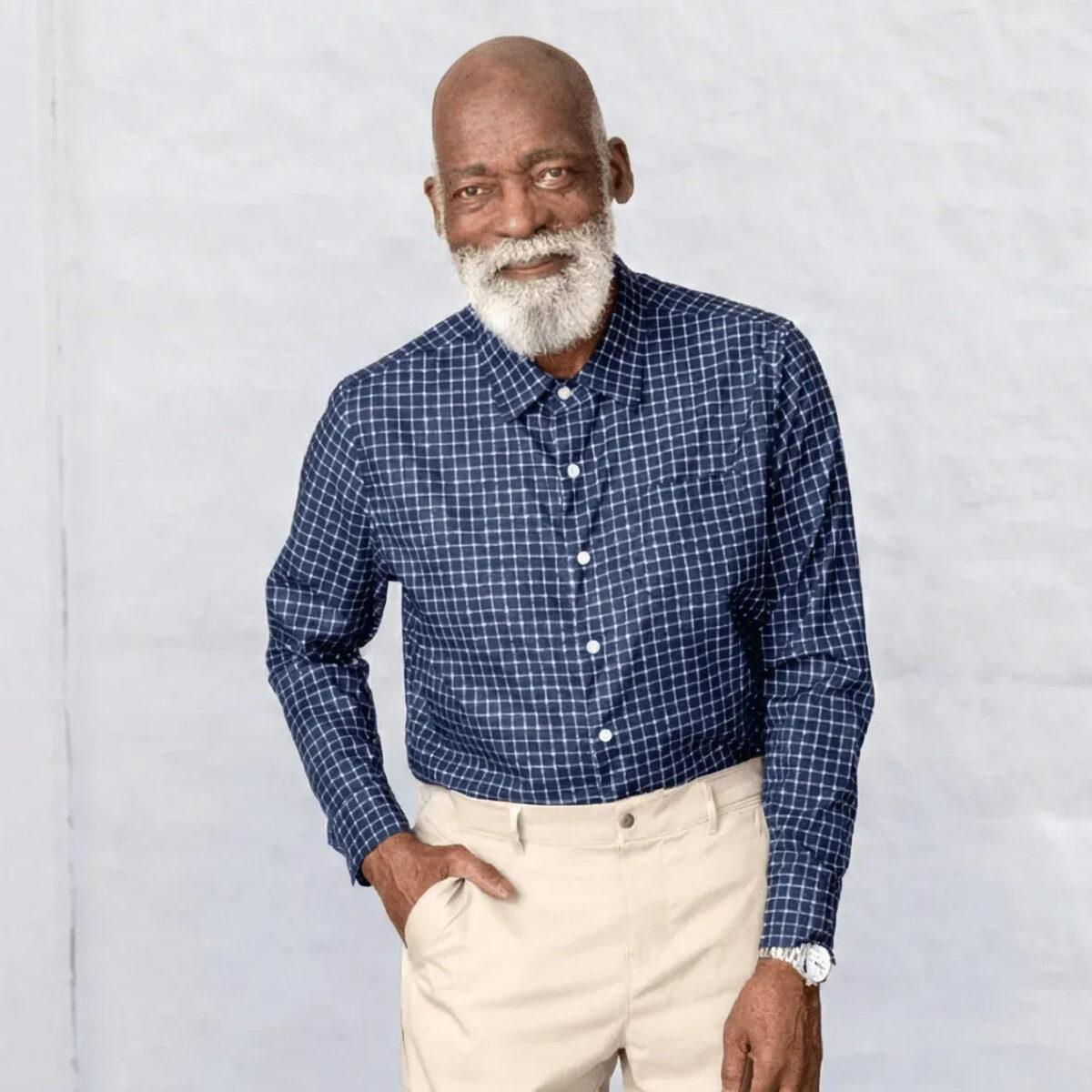 Adaptive Clothing For Dementia: Dressing Tips For Memory Care 1 Adaptive Clothing For Dementia: Dressing Tips For Memory Care &Raquo; 10 Gifts For Dads In Wheelchairs That He Will Love 1 Scaled
